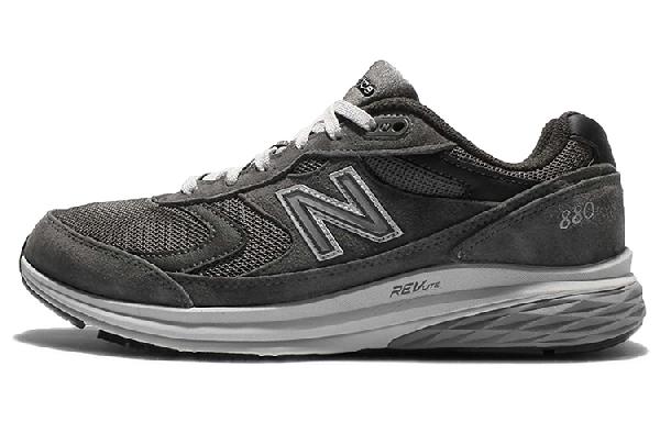 New Balance 880