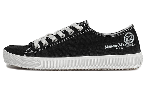 Maison Margiela Tabi Low Black
