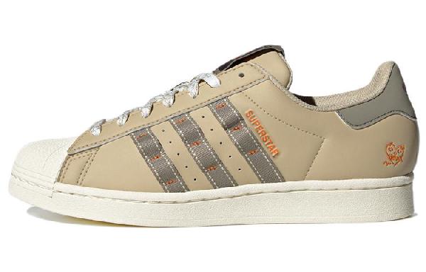 adidas Superstar