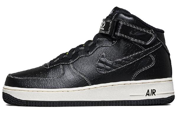 Nike Air Force 1 LX "Anniversary Edition" Black