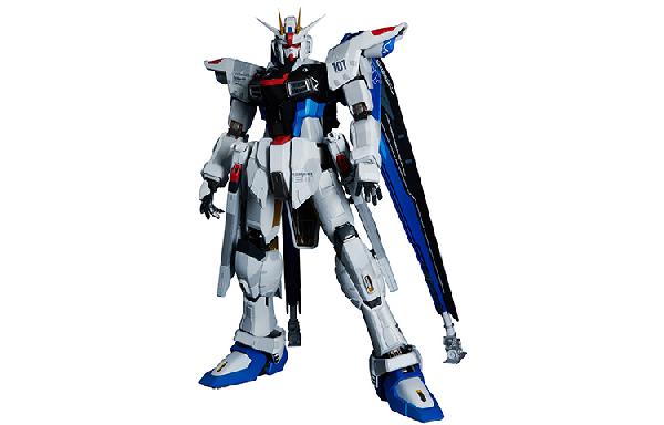 BANDAI Freedom Gundam 40cm