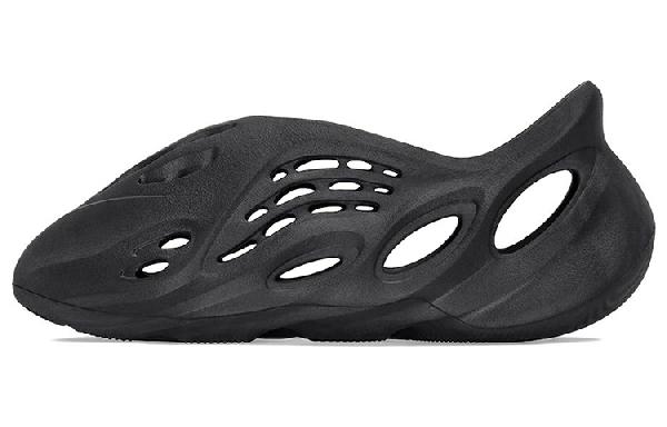adidas Yeezy Foam Runner "Onyx"