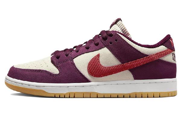 Nike Dunk SB QS "Strawberry Cough"