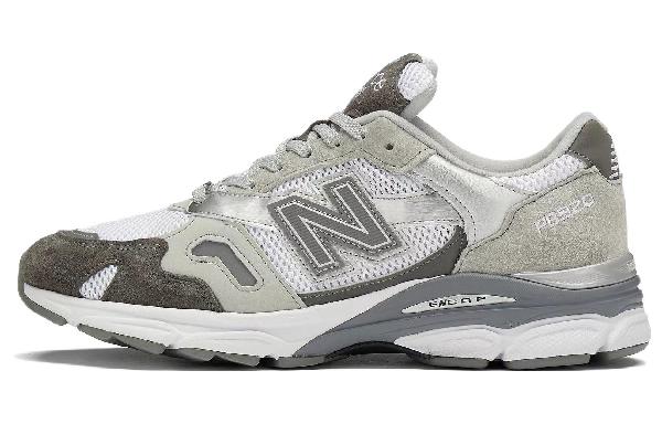 New Balance 920