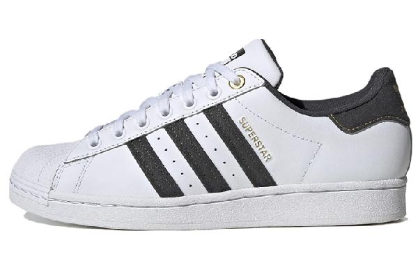 adidas Superstar