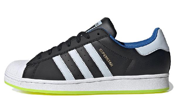 adidas Superstar