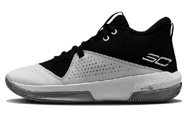 Under Armour SC 3ZER0 IV