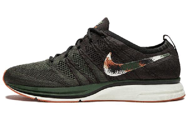 Nike Flyknit Trainers Camo Green