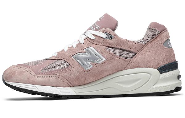New Balance 990 V2 Rose