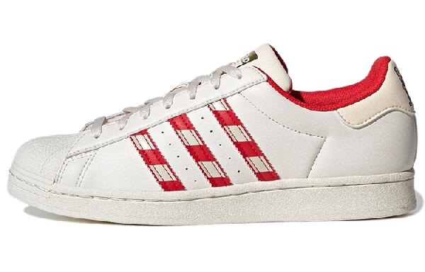 adidas Superstar