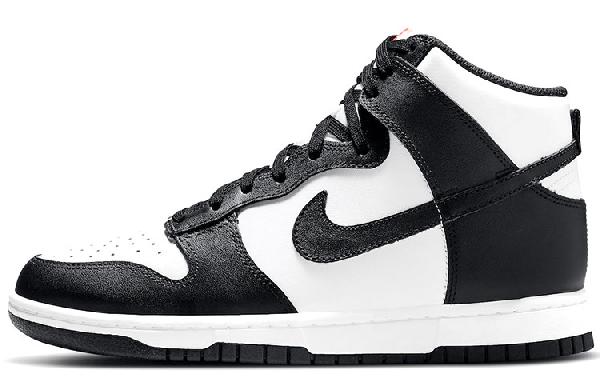 Nike Dunk High "Panda"