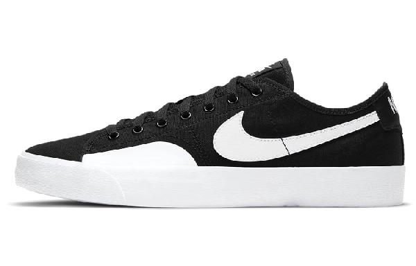 Nike Blazer Low SB Black White