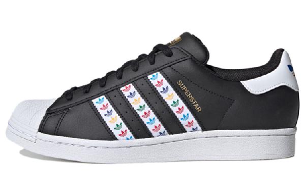 adidas Superstar