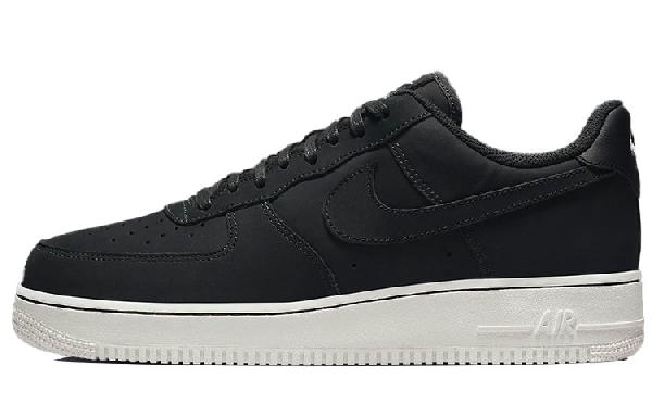 Nike Air Force 1 Low LX "Off-Noir"