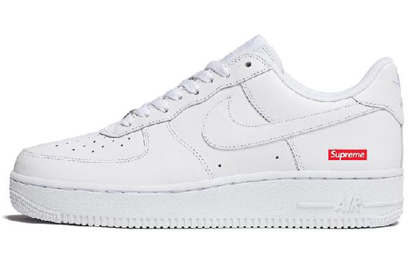 Supreme x Nike Air Force 1 "Box Logo"