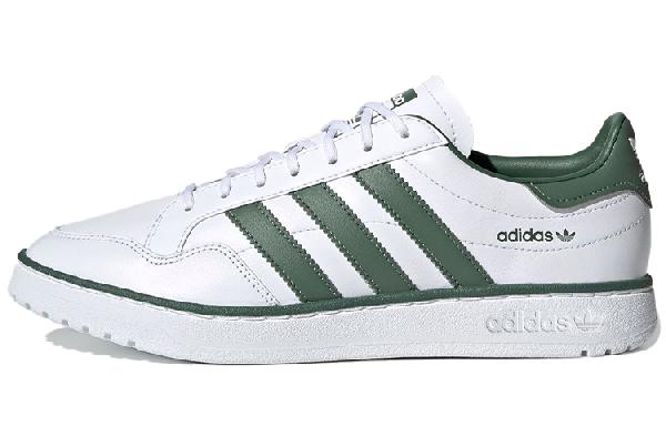 adidas Team Court