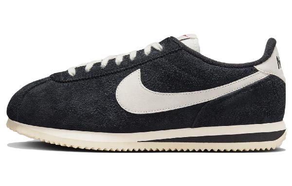 Nike Cortez Black White