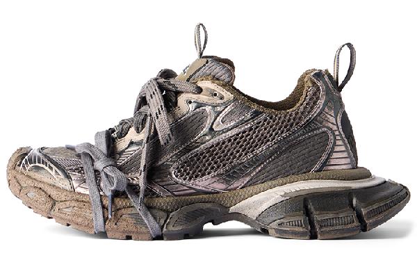 Balenciaga 3XL Brown Black