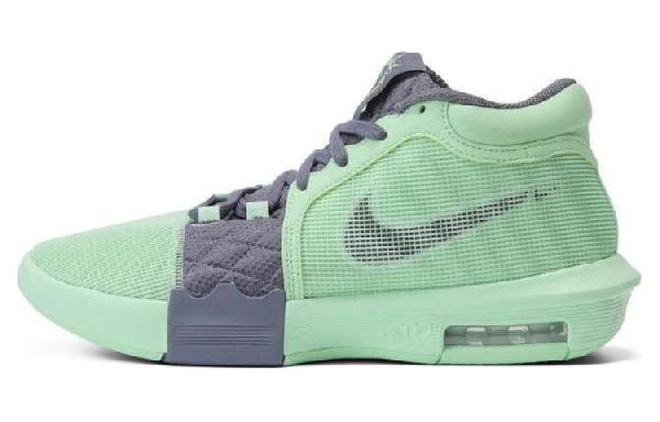 Nike LeBron Witness VIII Green