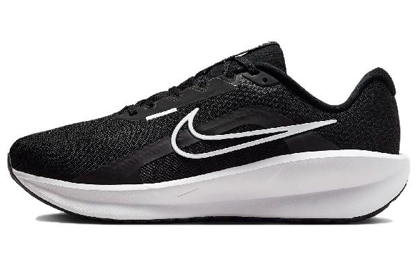 Nike Run Swift 3 Black White