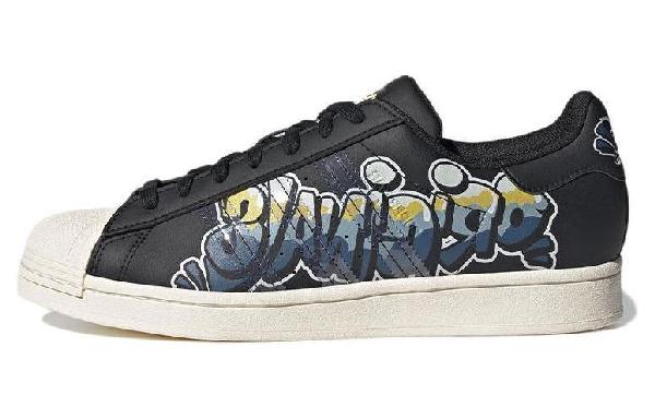 adidas Superstar