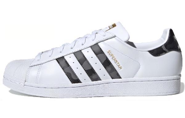 adidas Superstar