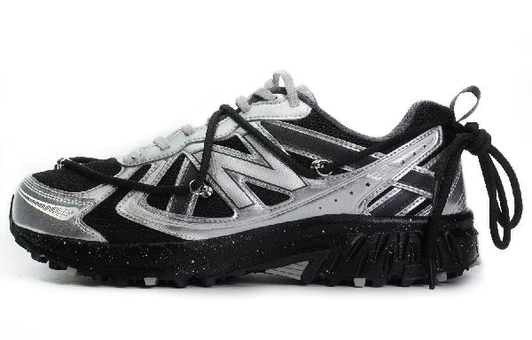 New Balance 410 Black Silver