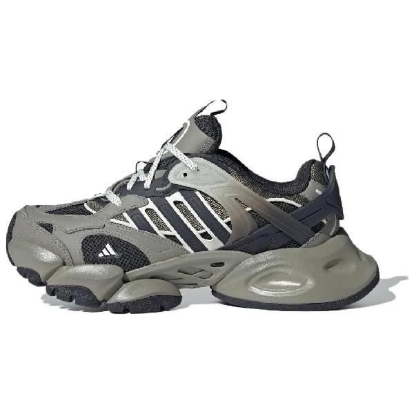 adidas XLG Runner Deluxe