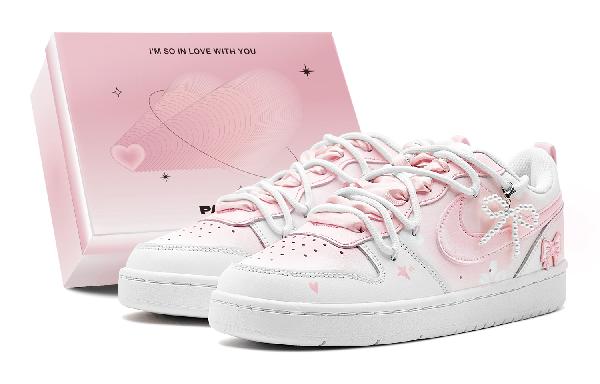 Nike Court Borough Low 2