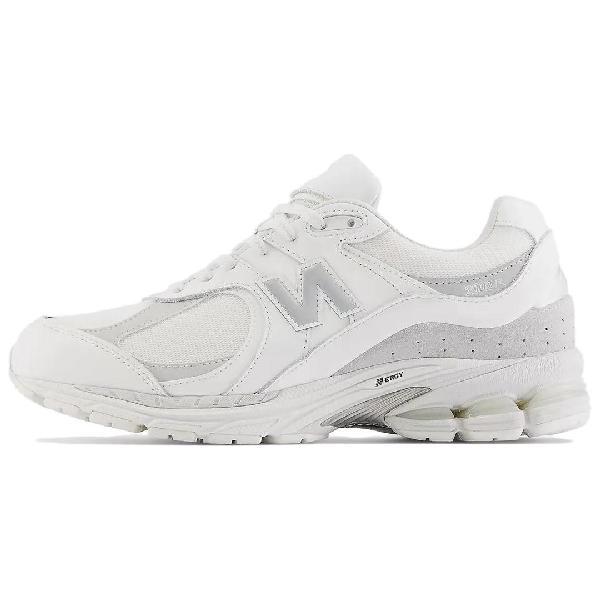 New Balance 2002R Gore-Tex