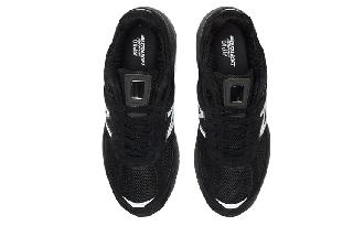New Balance 990 V5 Black