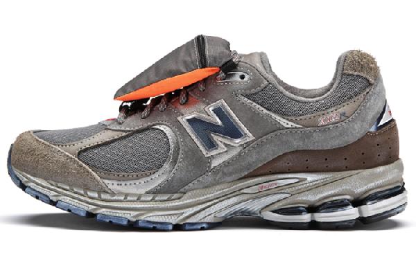 New Balance 2002R Castle Grey