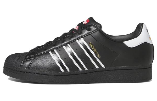 adidas Superstar