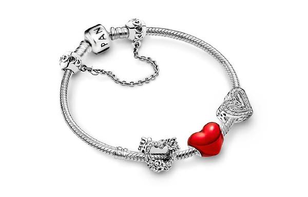 Pandora Heart-to-Heart Bracelet