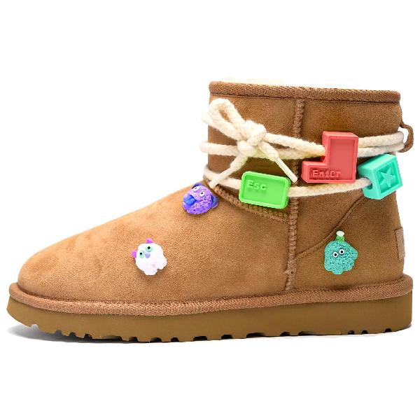 UGG Classic Mini