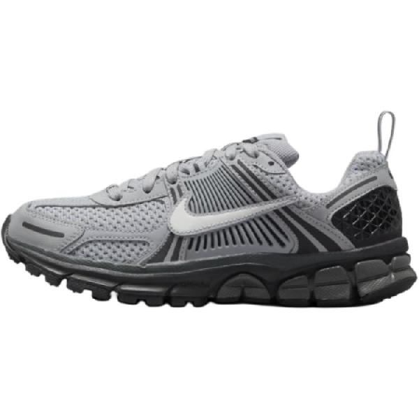 Nike VOMERO 5