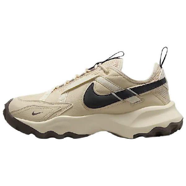 Nike TC 7900