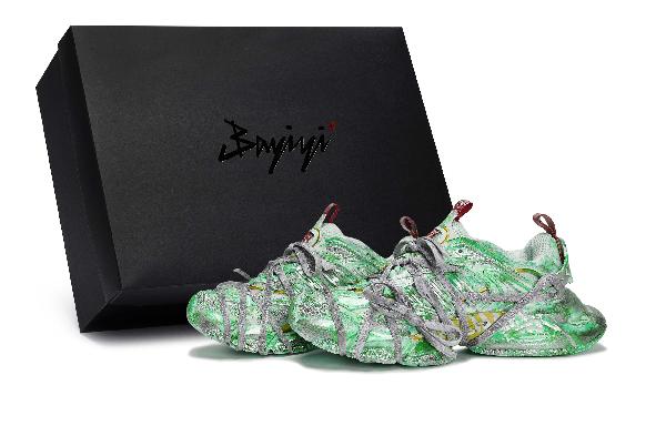 adidas XLG Runner Deluxe