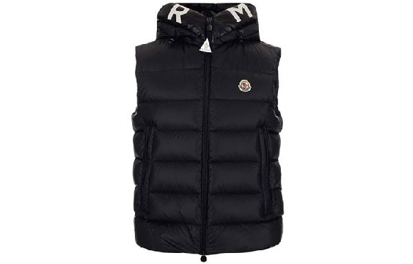 Moncler FW21 Montreuil