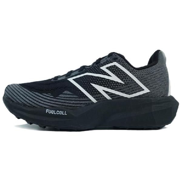 New Balance FuelCell Venym Black