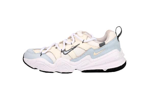 Nike Tech Hera