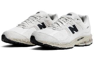 New Balance 2002R Beige