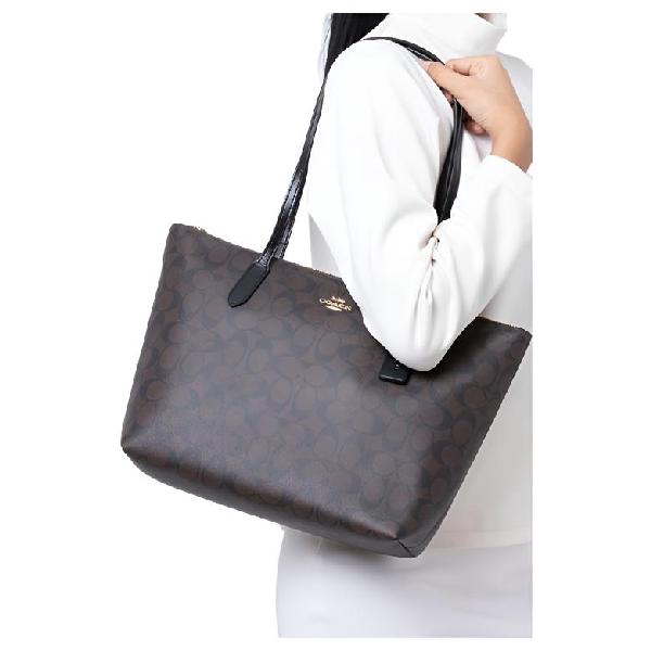 COACH Zip Top 30