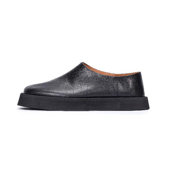 CROOKED CARD Tabi Sneakers