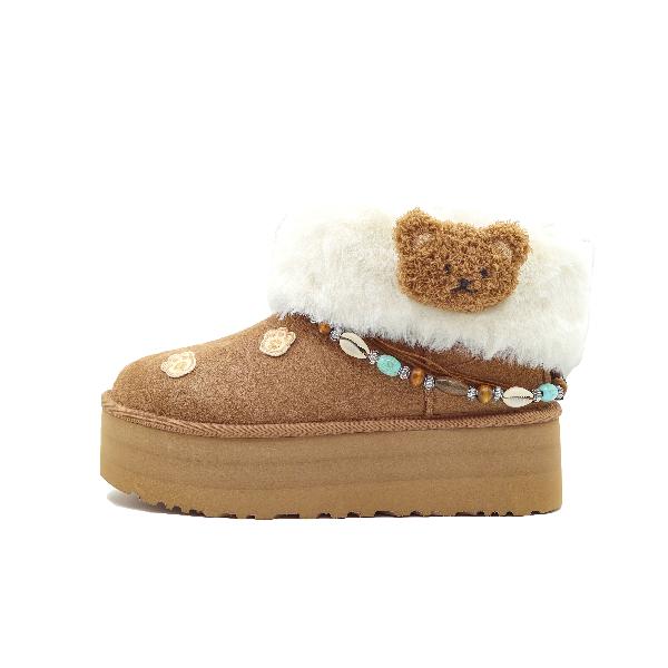 UGG