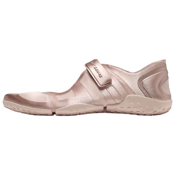 Nike SKIMS Air Rift satin