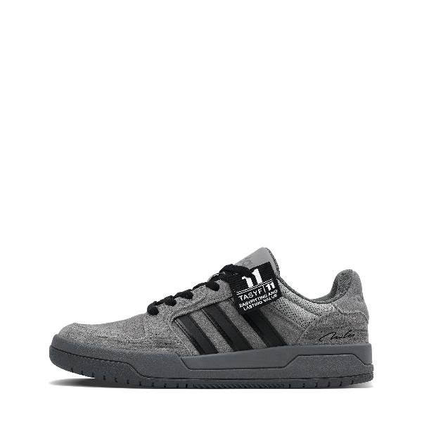 adidas ENTRAP