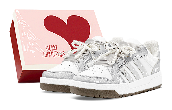 adidas ENTRAP