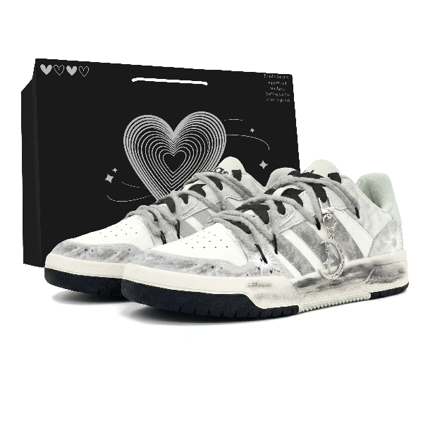 adidas ENTRAP