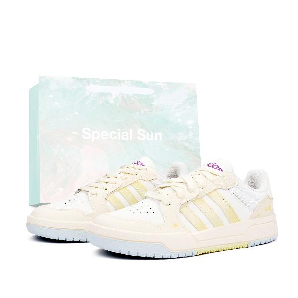 adidas ENTRAP